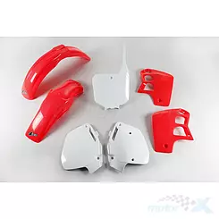 Zestaw osłon nadwozia biało-czerwony UFO Plast Honda CR 500 95-00