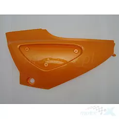 Osłona boczna lewa pomarańczowa Junak 123 / Barton FNX 125