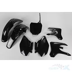 Zestaw osłon nadwozia czarny UFO Plast Yamaha YZF 250 03-05 / YZF 450 03-05