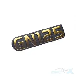 Emblemat GN125 pokrywy bocznej, rozstaw mocowania 80mm, WM Motor, Suzuki GN 125