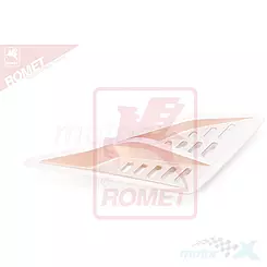 Osłona boczna lewa /skrzela/ Junak 607 / Romet RXL 50 2017 sreb