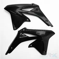 Osłony chłodnicy czarne UFO Plast Suzuki RMZ 450 08-17
