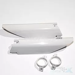 Osłony amortyzatorów białe UFO Plast Suzuki RM / RMZ 04-06