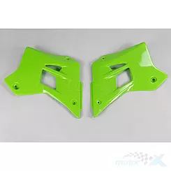 Osłony chłodnicy zielone UFO Plast Kawasaki KDX 200 99-18
