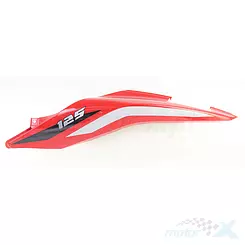 Osłona tylna górna lewa czerwona 013Z Benelli BN 125 Euro 4
