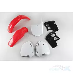Zestaw osłon nadwozia biało-czarno-czerwony UFO Plast Honda CR 500 95-00