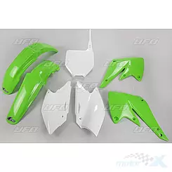 Zestaw osłon nadwozia zielono-biały UFO Plast Kawasaki KXF 250 04-05