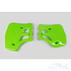 Osłony chłodnicy zielone UFO Plast Kawasaki KX 250 / 500 88-02